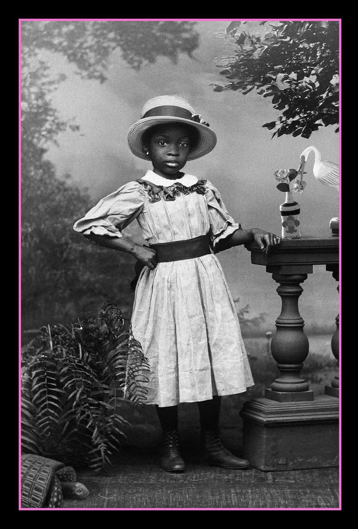 Fotógrafas Luso-Afro-Brasileiras vol. 7 - Rosângela Rennó (Texto: Ana Maria Mauad)